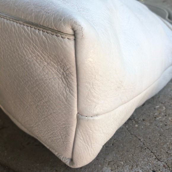 Tory Burch stacked T satchel - Picture 7 of 7